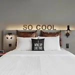 Moxy Duesseldorf City