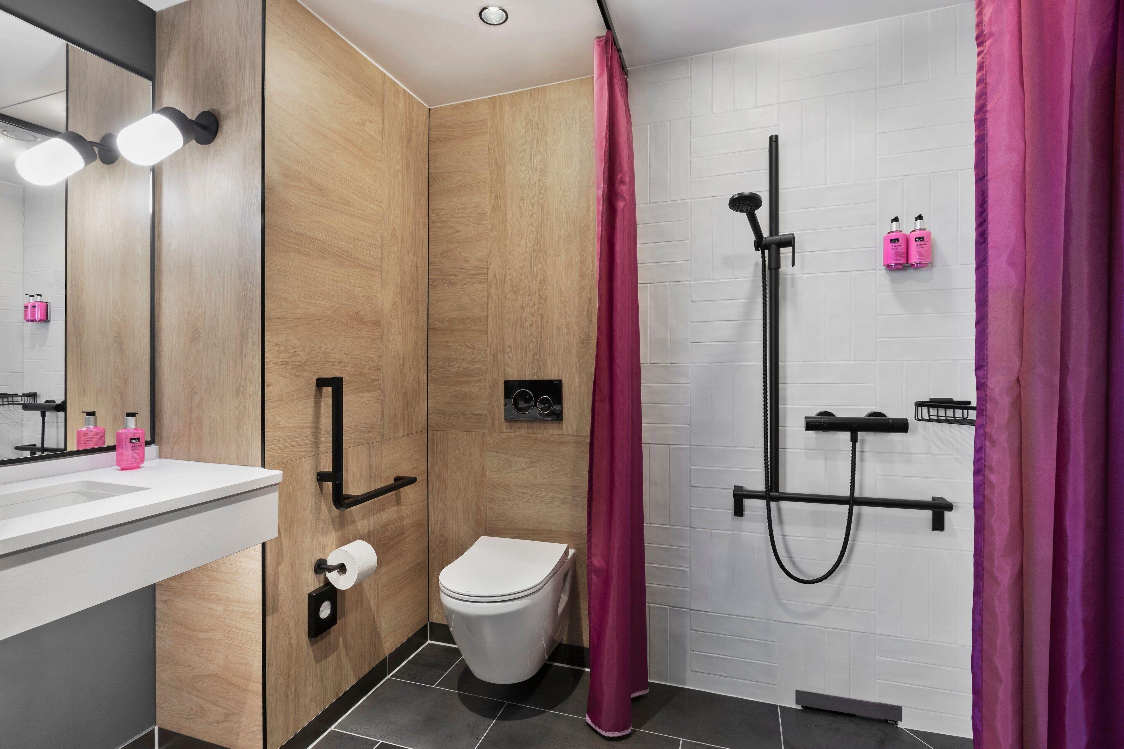 Moxy Hotel Dusseldorf